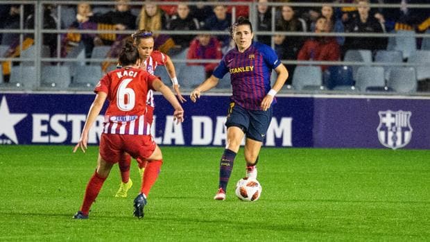 El fútbol femenino amenaza con una huelga  si no mejoran sus condiciones