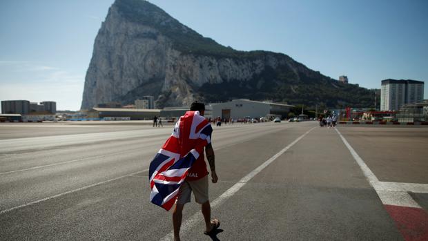 La Agencia Tributaria está estrchando el cerco sobre Gibraltar.