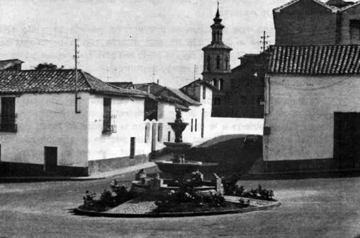 Vista de Olías del Rey en los años ochenta del pasado siglo (Foto, Colección YA-Toeldo. AMT)