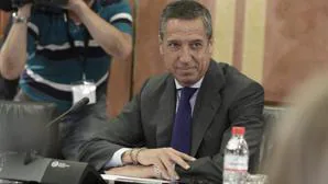 Eduardo Zaplana, detenido por cohecho y blanqueo de capitales