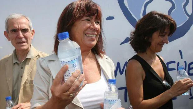 Narbona, en 2007, en un acto promocional de agua desalada