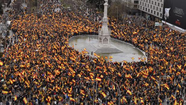 Miles de personas se han concentrado en Colón, Madrid