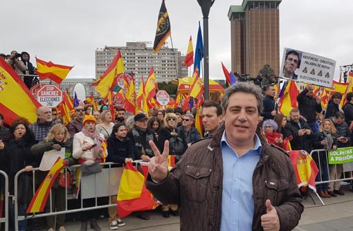 Imagen del candidato de Vox a la Presidencia de la Generalitat, José María Llanos