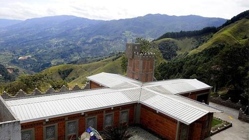 Vista de la Catedral, el lujoso penal construido para Pablo Escobar