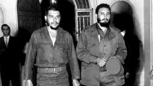 Guevara y el Che, tras acceder al poder