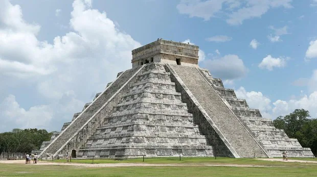 Chichén Itzá, uno de los principales sitios arqueológicos de la península de Yucatán (México)
