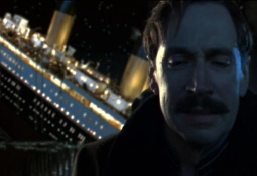 Escena de la película Titanic en la que se puede ver a Ismay