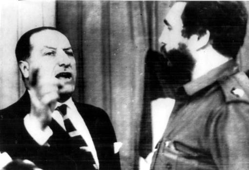 Juan Pablo de Lojendio, durante su enfrentamiento verbal con Castro
