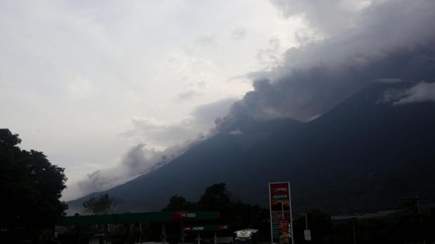 Al menos 38 muertos causados por la erupción del volcán de Fuego en Guatemala