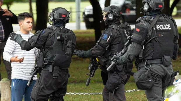 policia-nueva-zelanda-kpLF--620x349@abc.jpg