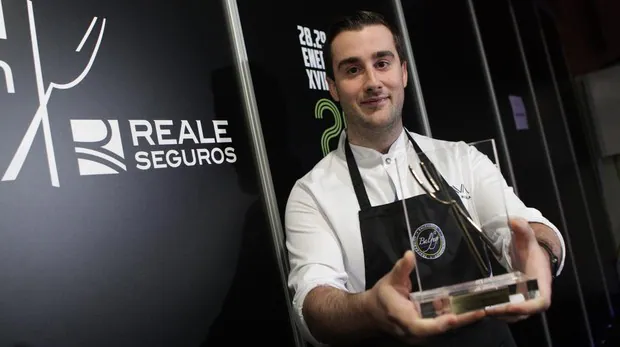 Cocineros y Restaurantes certifican que el Cocinero Revelación de 2019 en España es...