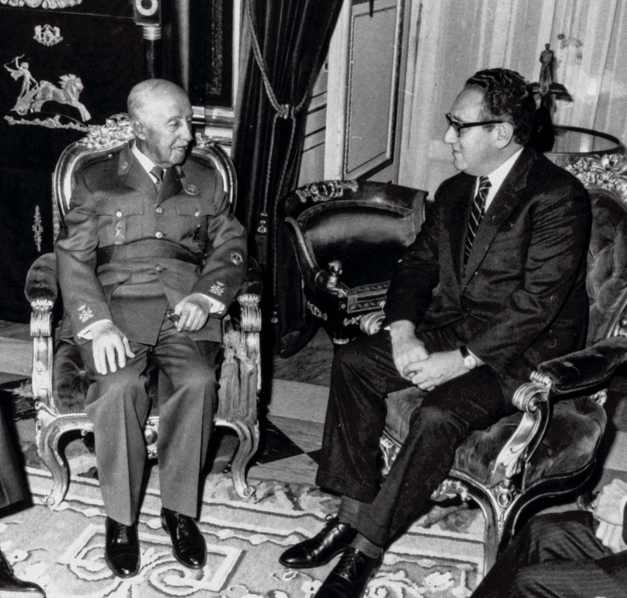 Cuando España quiso fabricar la bomba atómica y Carrero Blanco osó desafiar a Kissinger