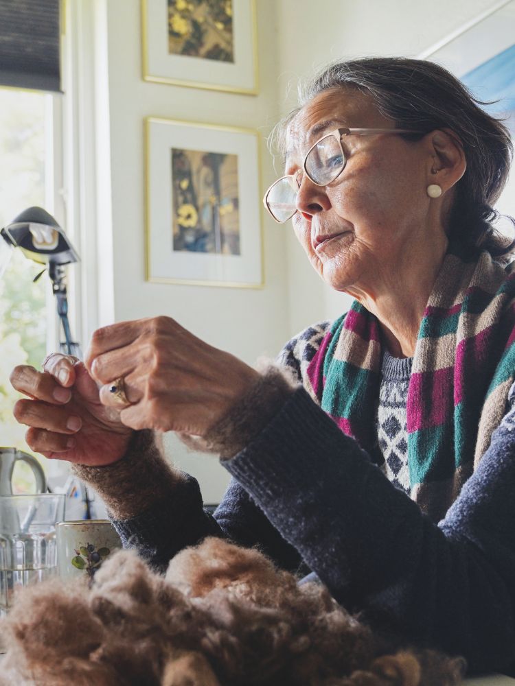 La terrible anticoncepción forzosa de las niñas inuit en Groenlandia: «No puedes imaginar el dolor»